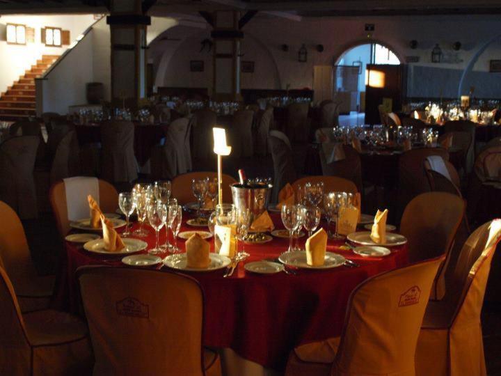 Posada De Jose Mª El Tempranillo Alameda Ngoại thất bức ảnh